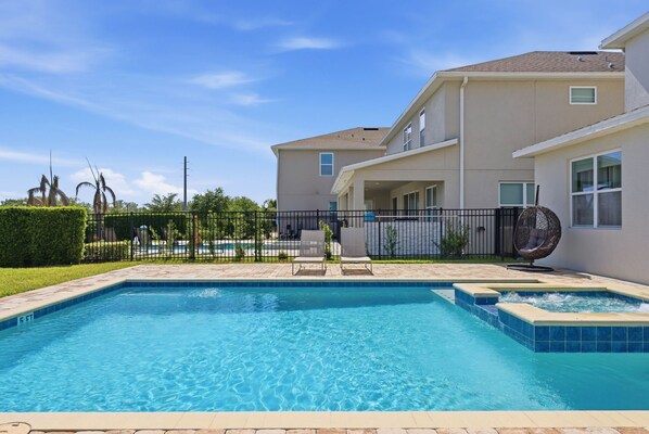 Indoor pool, outdoor pool