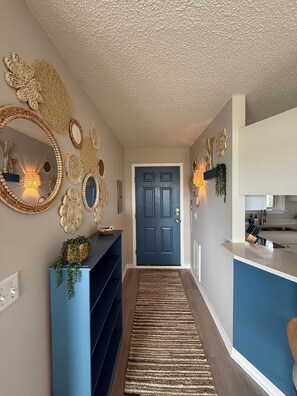 Interior - Sound Escape - Water Front Condo Sunset Views (Kill Devil Hills)