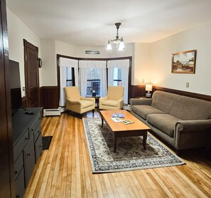 Living area - Family-friendly 2-bedroom apartment in Lisbon for a relaxing stay (Lisbon)