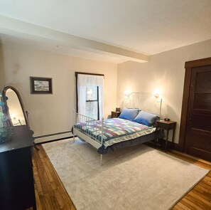 Iron/ironing board, WiFi, bed sheets - Family-friendly 2-bedroom apartment in Lisbon for a relaxing stay (Lisbon)