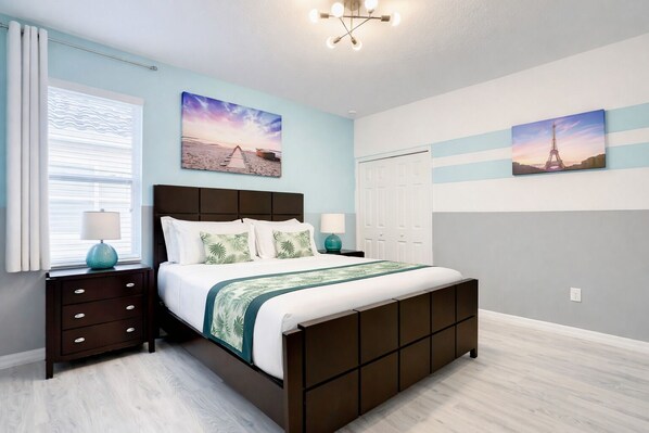 Comfort Double Room, 1 Queen Bed, Non Smoking, Private Bathroom | Desk, free WiFi
