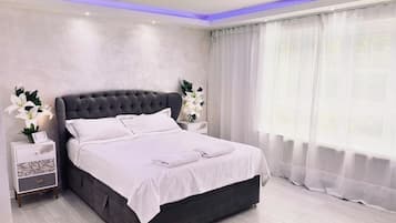 5 bedrooms, iron/ironing board, free WiFi, bed sheets