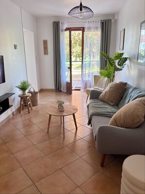 Living area - Gîte / Maison de vacances en pleine campagne - 4 personnes (Avy)