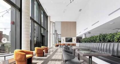 Bright City Views & Private Balcony | Pool & Gym