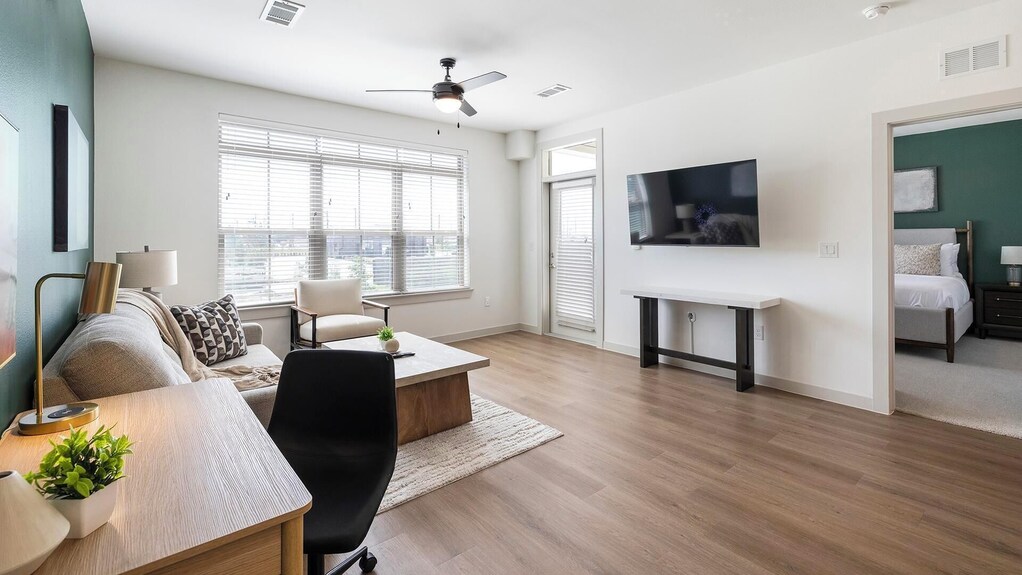 Landing | Amazing 3bd, Clubhouse, Gym - 매키니