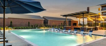 Landing | Chic 1BD, Gym, Clubhouse