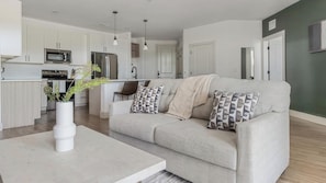 Smart TV - Landing | Stunning 2BD, Yoga Studio (San Antonio)