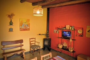 Interior - Kenty Wasy, complete, local style, ideal for families (Humahuaca)