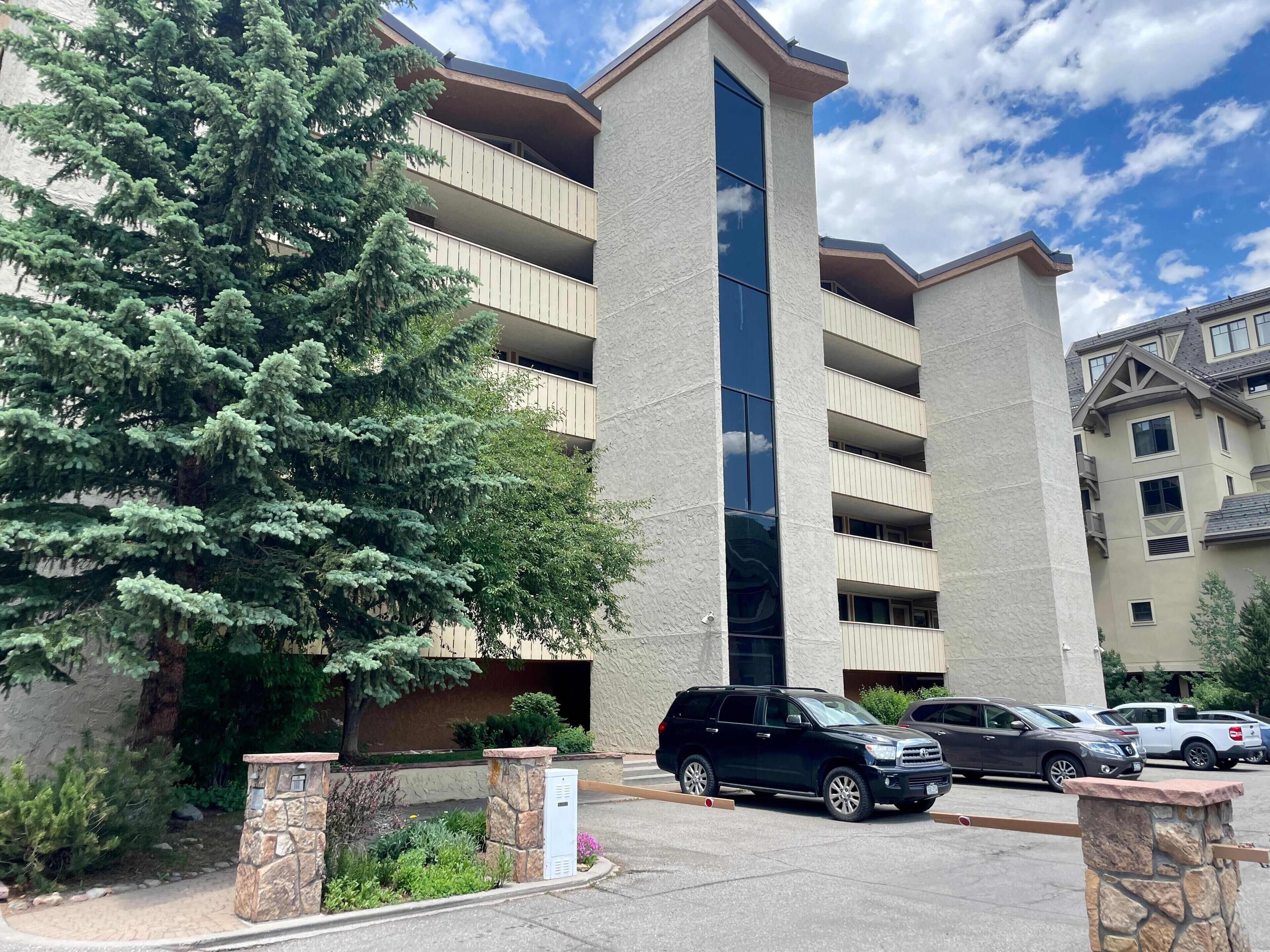 Condo, 2 Double Beds (Scorpio 304, 2BD Vail Condo with Wood) | Exterior