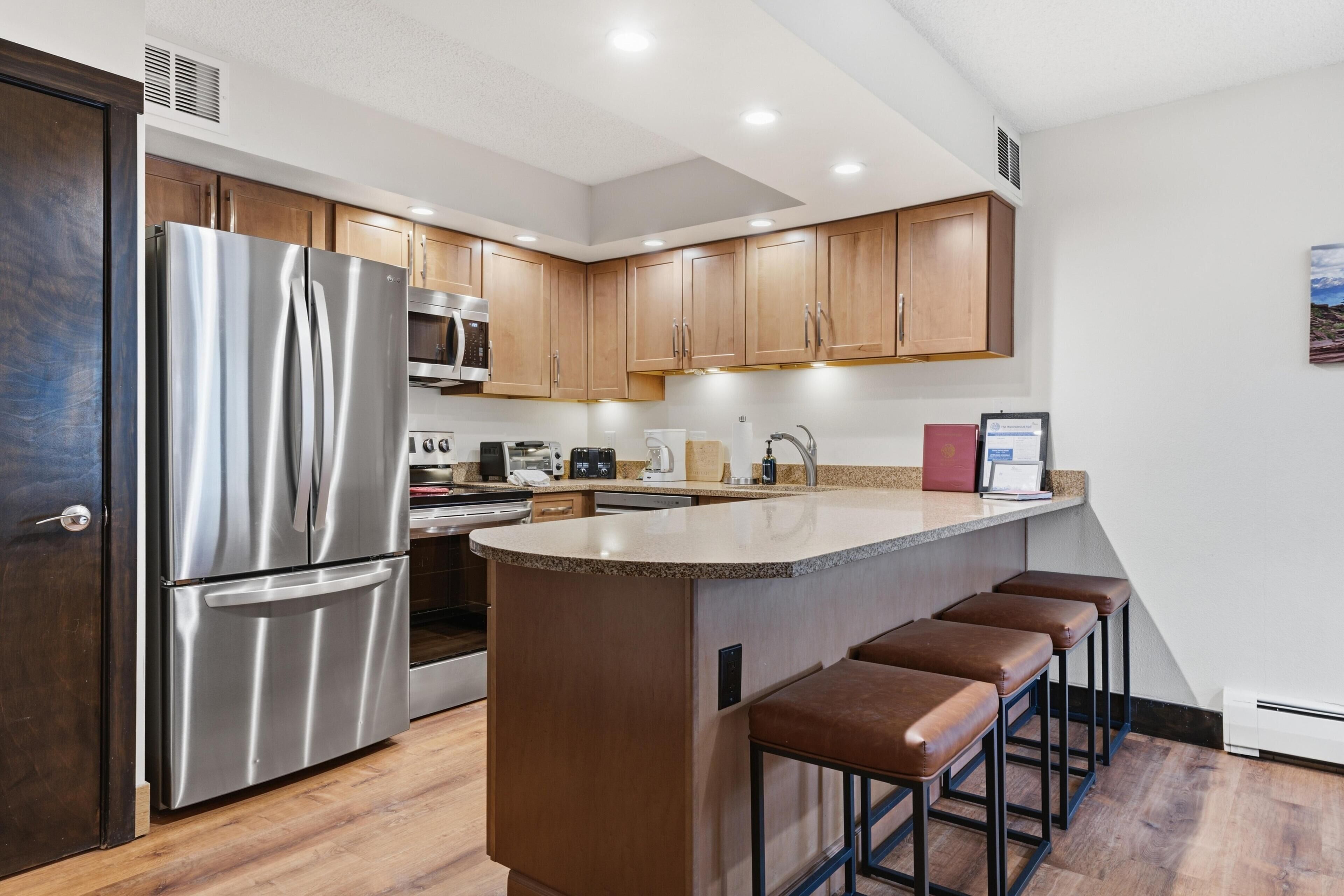 Condo, Multiple Beds (Westwind 407 3BD 2BA gold condo in Va) | Private kitchen