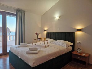 1 bedroom, in-room safe, iron/ironing board, free WiFi - Luxury Seaview Apartment near Omiš • Pool, Sauna & Sandy Beach (Duće)
