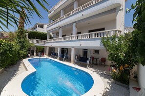 Outdoor pool, a heated pool - Luxury Seaview Apartment near Omiš • Pool, Sauna & Sandy Beach (Duće)