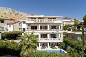 Exterior - Luxury Seaview Apartment near Omiš • Pool, Sauna & Sandy Beach (Duće)