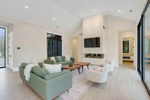 Smart TV - Cottage in Bala (Bala)