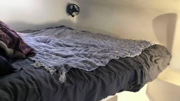 3 camere, una cassaforte in camera, Wi-Fi gratuito, lenzuola