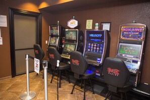 Casino - Parke Regency Hotel & Conference Center (Bloomington)