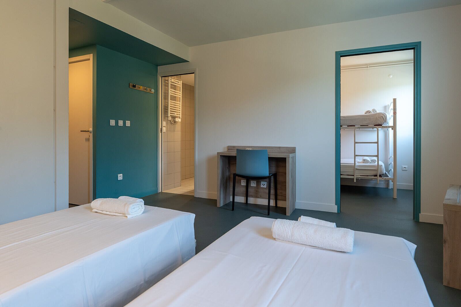 Family Quadruple Room | Desk, free WiFi, bed sheets