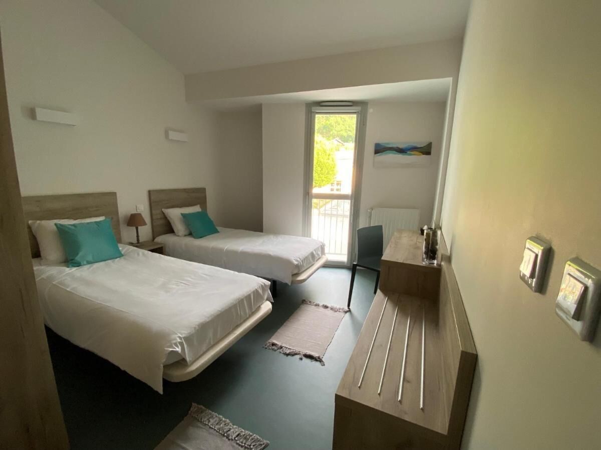 Chambre Double ou avec lits jumeaux, vue fleuve | Bureau, lits bébé (gratuits), Wi-Fi gratuit, draps fournis