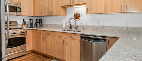Appart'hôtel, plusieurs lits (Savoy Villas 4D, 3BD Vail Condo with ) | Cuisine privée