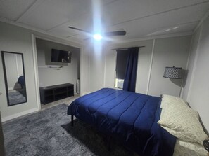 2 slaapkamers, een strijkplank/strijkijzer, wifi, beddengoed