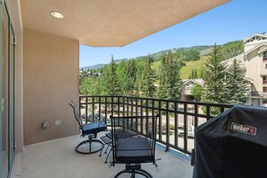 Property grounds - Luxury Ski condo W/Resort Amenities | Walk to lift (Beaver Creek)