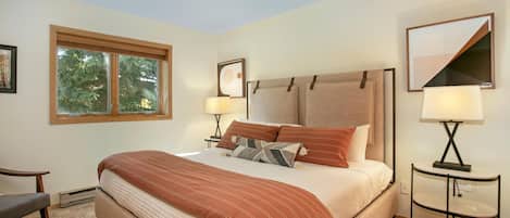 Appart'hôtel, 1 très grand lit et 1 canapé-lit (Snow Fox 201, 2BD Modern Vail Condo)