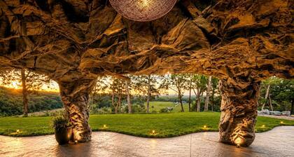 Cozy Cave - With a View