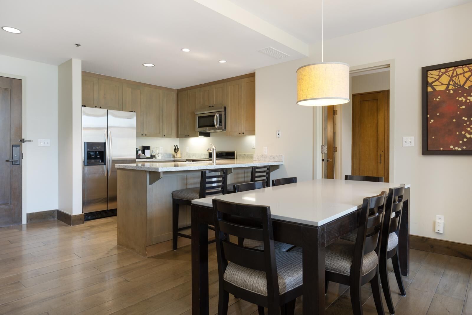 Condo, varias camas (Riverfront Resort & Spa 421, 2BD Cond) | Restaurantes