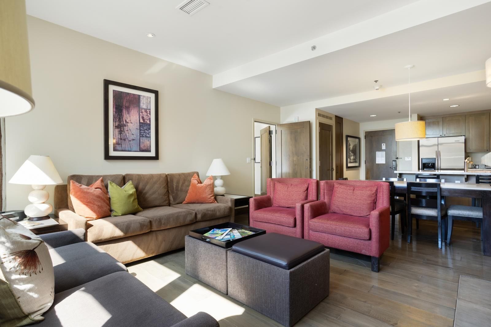 Condo, 1 cama King size (Riverfront Resort & Spa 421A, 1BD Con) | Área de sala de estar