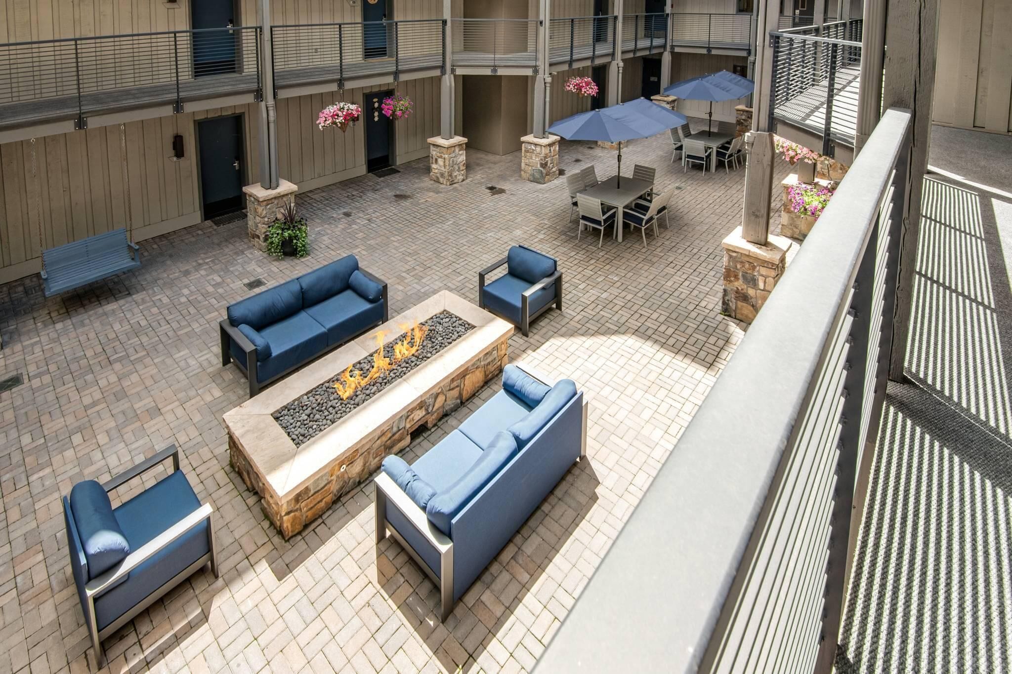 Lägenhet - 1 kingsize-säng (Westwind 301 2BD Gold Condo in Lionsh) | Terrass/Patio