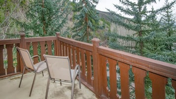 Condo, Multiple Beds (Aspenwood 301, 3BD Condo in Arrowhead) | Terrace/patio