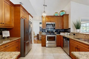 Fridge, microwave, oven, stovetop - Cape Coral Oasis, Private Pool, Spacious Living (Cape Coral)