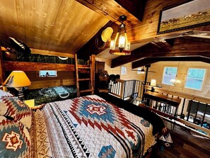 2 slaapkamers, een strijkplank/strijkijzer, internet, beddengoed