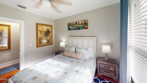 2 bedrooms, WiFi, bed sheets - Peaceful 2-bedroom apartment..in charming Old St. Augustine Lofty Treetop" (St. Augustine)