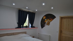 Room - Apartment on the first floor. (Rosenbach)