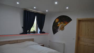 1 chambre, accès Internet, draps fournis