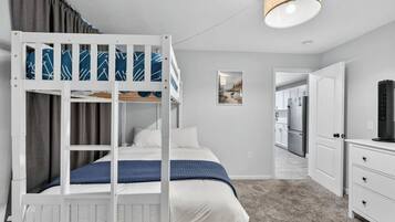 Desk, iron/ironing board, travel cot, WiFi
