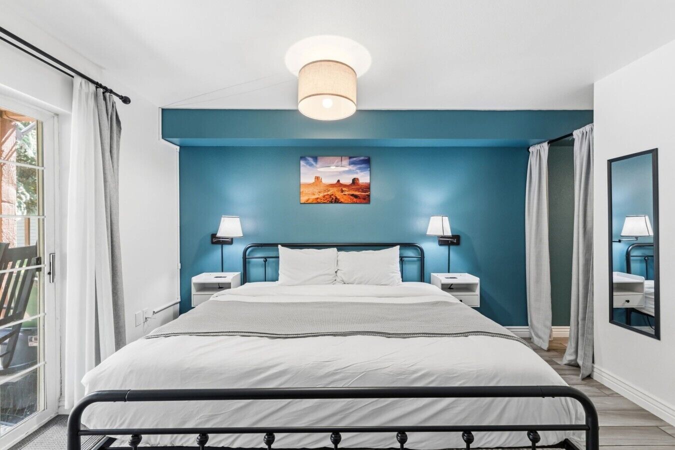 Desk, iron/ironing board, travel crib, WiFi