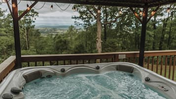 Bain à remous extérieur