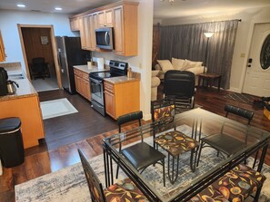 Interior - Charming Lake Harris with Private Boat Parking (Leesburg)