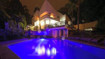House, Multiple Bedrooms, Smoking, Patio | Pool | Outdoor pool