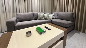 Ảnh chưa phân loại, 4 trong số 12 ảnh, nút