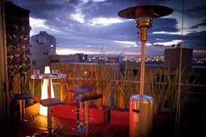 Terrace/patio - Incredible 2 bedroom apartment with terraces, jacuzzi with city view, top spot (Bogotá)