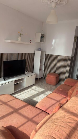 Living area - Vrbo Property (Camariñas)