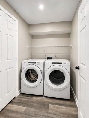 Interior - Private Basement Suite Near Truist Park & Atlanta (Mableton)