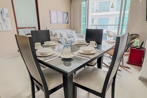 Apartment | Dining - Premium Apartment at Morros Vitri (Cartagena de Indias)