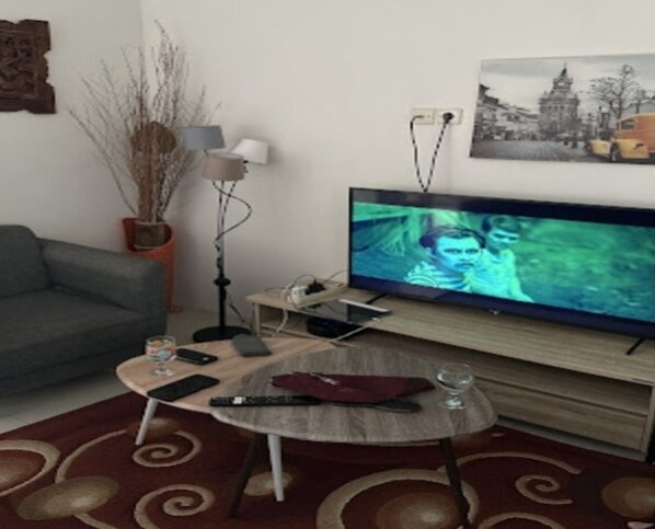 Living area - Cozzy Penny House Private Pool (BATU)