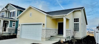 Charming 3-bedroom house in marvelous Stansbury Park with AC