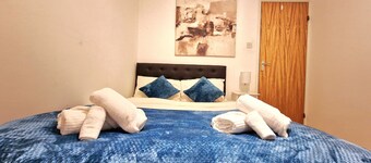 Entire 2-Bed House with free Parking and Near Oxford City Centre