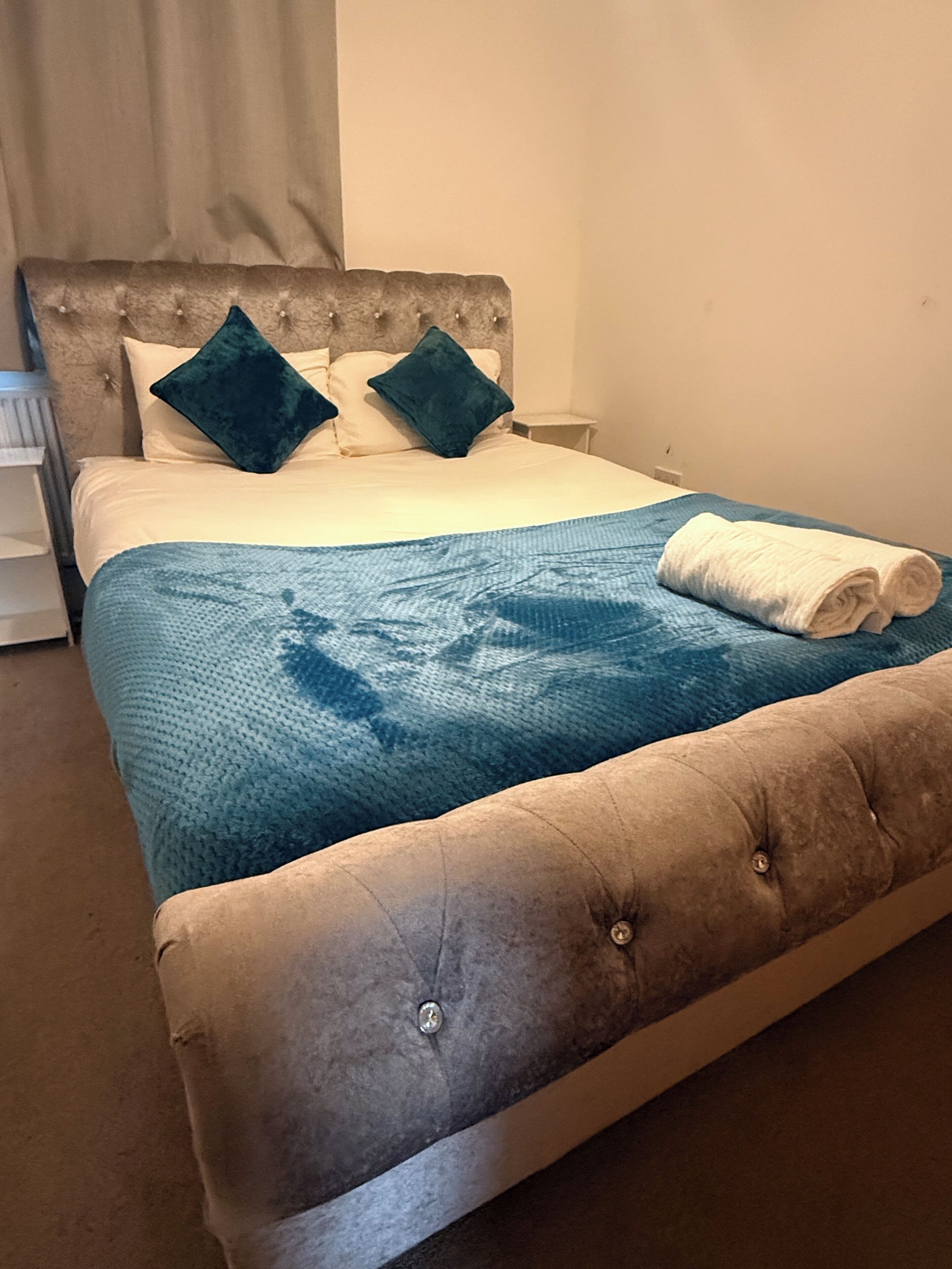 2 bedrooms